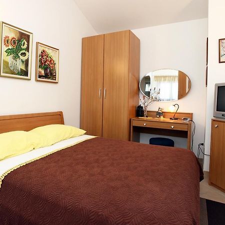 Parenzana Sea View Apartments Sk Порторож Екстериор снимка