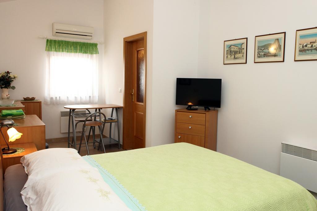Parenzana Sea View Apartments Sk Порторож Екстериор снимка