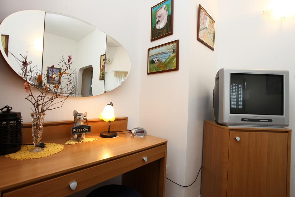 Parenzana Sea View Apartments Sk Порторож Екстериор снимка