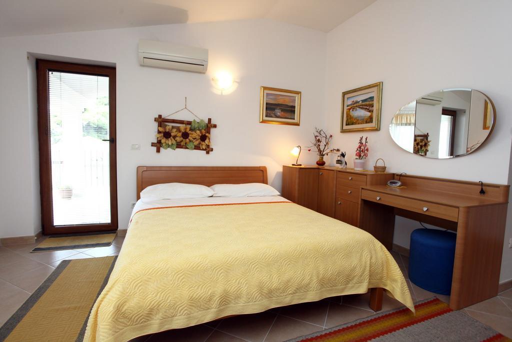 Parenzana Sea View Apartments Sk Порторож Екстериор снимка