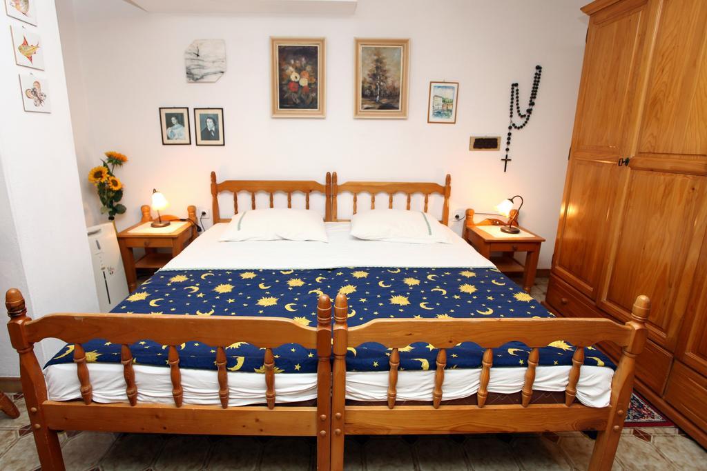 Parenzana Sea View Apartments Sk Порторож Екстериор снимка